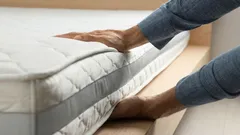 Hur ofta bör du vända madrassen för att förhindra att den deformeras eller blir nedsutten?