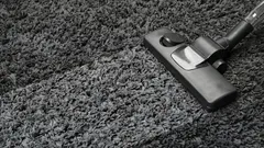 Strö denna köksingrediens och dammsug – din matta kommer att dofta och se ut som ny